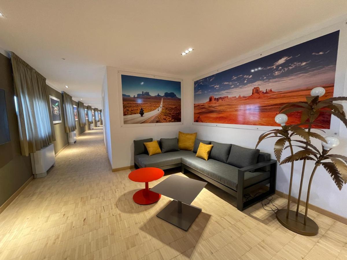 Motel Vespucci Guasticce Екстериор снимка